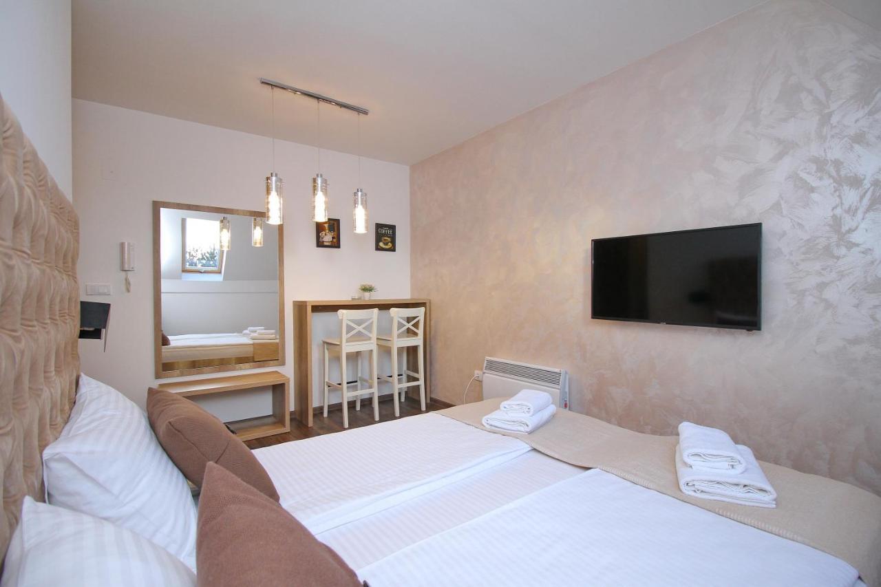 All Seasons Residence Ζλάτιμπορ Εξωτερικό φωτογραφία
