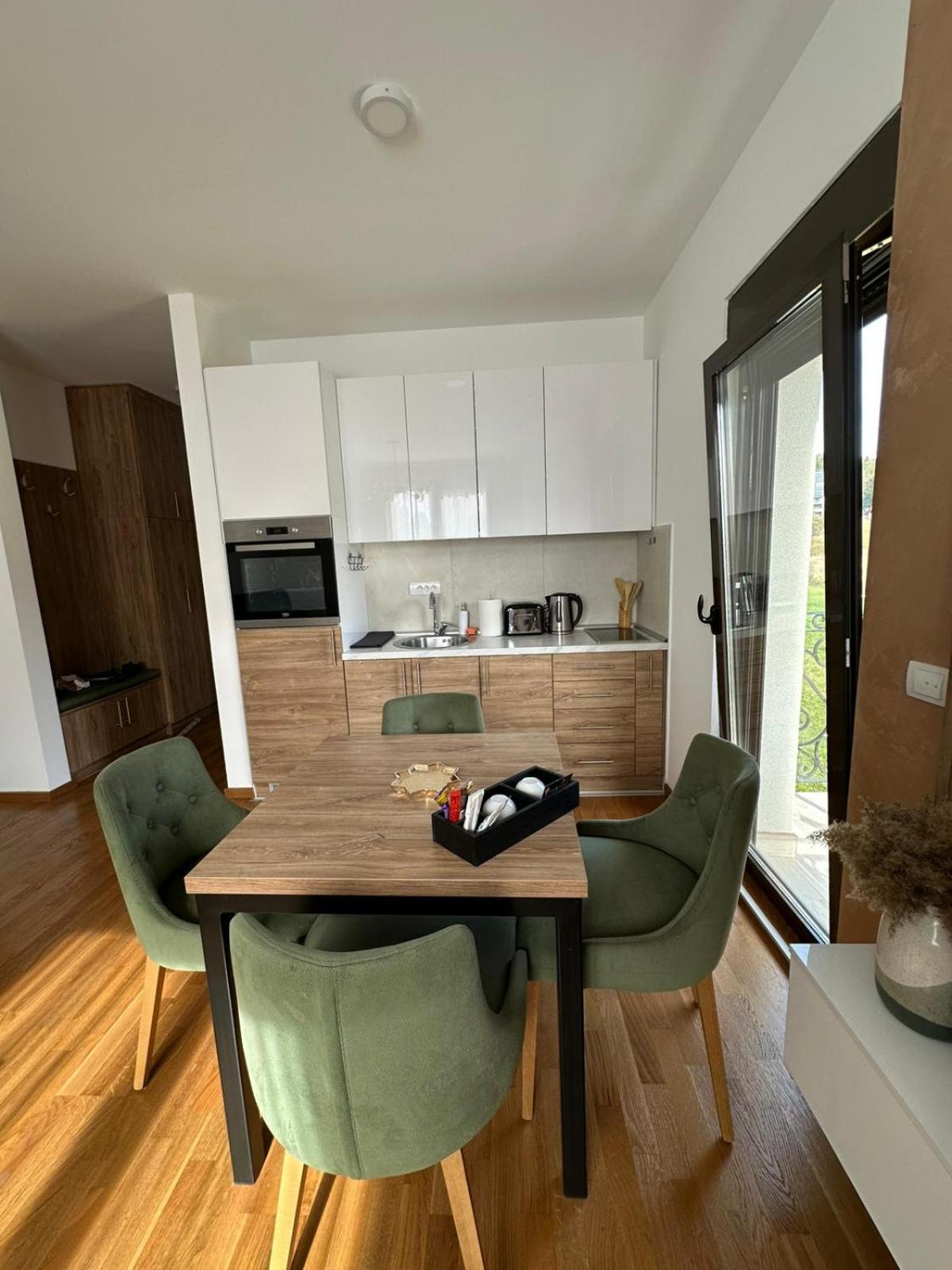 All Seasons Residence Ζλάτιμπορ Εξωτερικό φωτογραφία